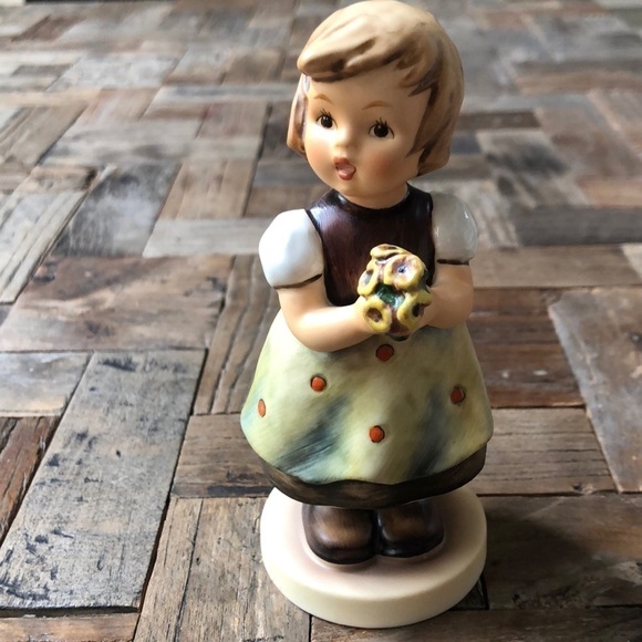 Goebel MJ Hummel “For Mother” Figurine - Picture 1 of 6